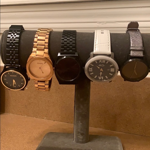 Nixon watches - Picture 1 of 6